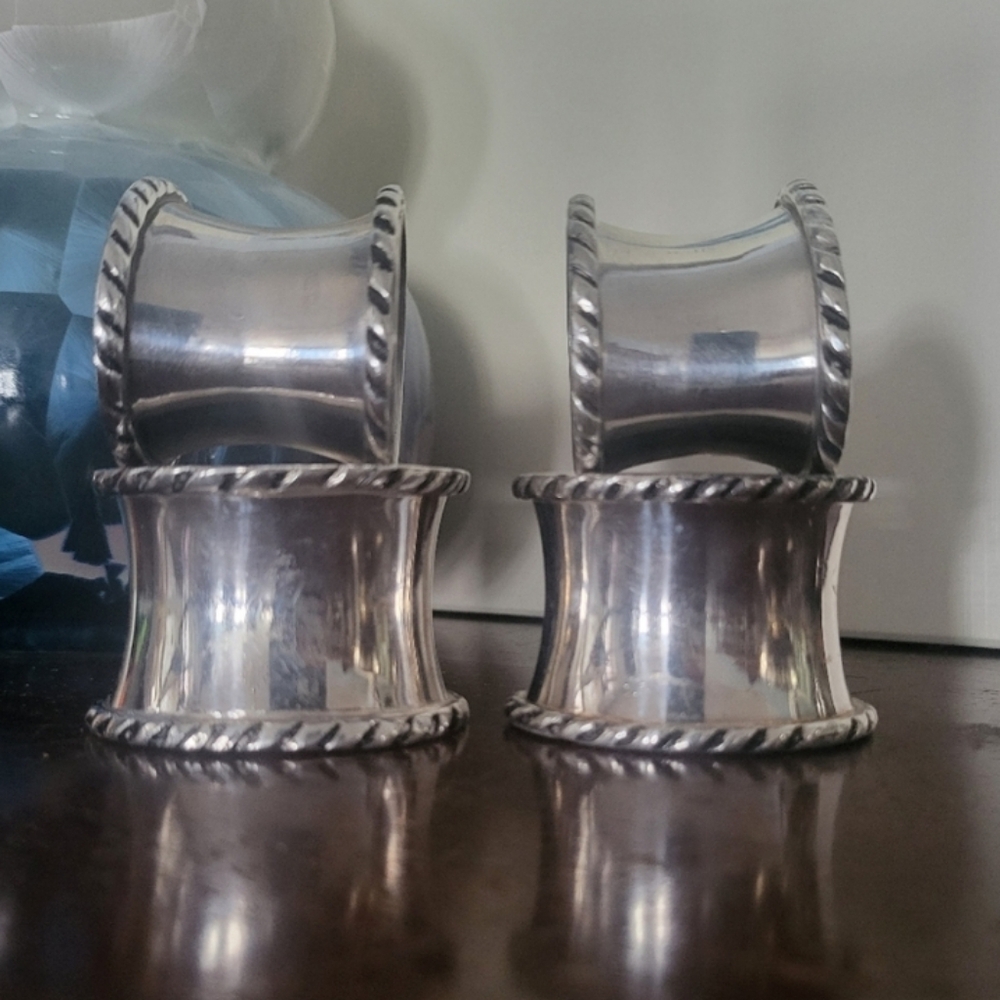 Williams Sonoma Silver-plate Napkin Rings Set